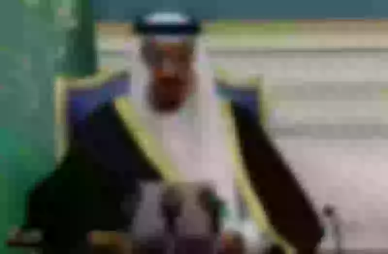 شاهد.. الملك السعودي يعلن عن حزمة من القرارات التاريخية يدخل بها الفرحه لقلوب جميع المغتربين العرب ... إليكم التفاصيل