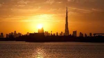 حظر العمل وقت الظهيرة في الإمارات جراء ارتفاع درجة الحرارة