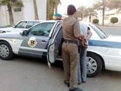 وافد في السعودية يرتكب جريمة غريبة كادت تقتل الآلاف وعند فضحه ومعاقبته بكى ندماً على فعلته