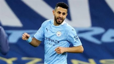 شاهد | رياض محرز يبدأ رسميا اللعب مع نادي الهلال السعودي بعد صفقة ضخمة بمبلغ خيالي مع مانشستر سيتي