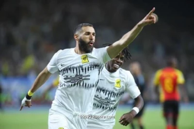 مفاجأة مدوية: كشف موعد عودة بنزيما لفريق اتحاد جدة بعد غياب طويل