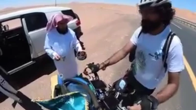 "رحلة مثيرة: مصري يروي تجربته الرائعة مع كرم ضيافة سعودي خلال رحلته على الطريق! شاهد الفيديو الآن"