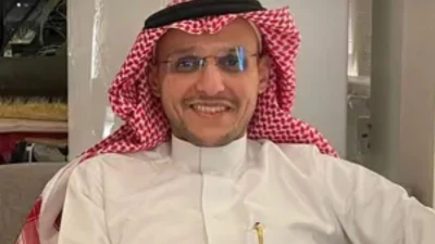 "بطولة طبيب سعودي: قفز في الشلال لإنقاذ ابنه وجمعتهما الموت سوياً!"