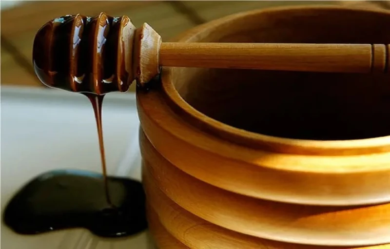 اكتشف السر السحري لقوة جبارة وحيوية لا مثيل لها في هذا العسل المدهش