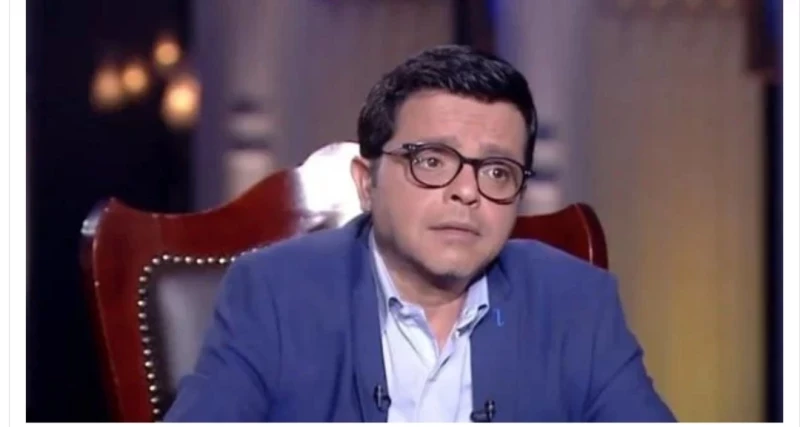 هجوم شديد ضد الفنان محمد هنيدي بعد تغيير جنسيته المصرية.. لن تصدقوا ماهي الدولة التي منحته جواز سفر جديد