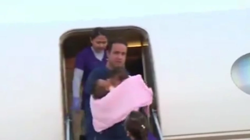 "وصول طائرة التوأم السيامي الفلبيني إلى الرياض يثير الدهشة .. شاهد الفيديو الحصري!"